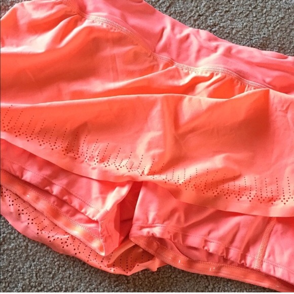 lululemon skirt - Picture 3 of 4